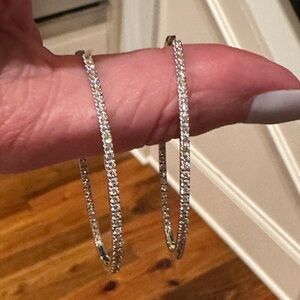 LIKE NEW! 18Kwhite gold, oval-shaped, diamond hoop earrings. EXCELLENT CONDITION